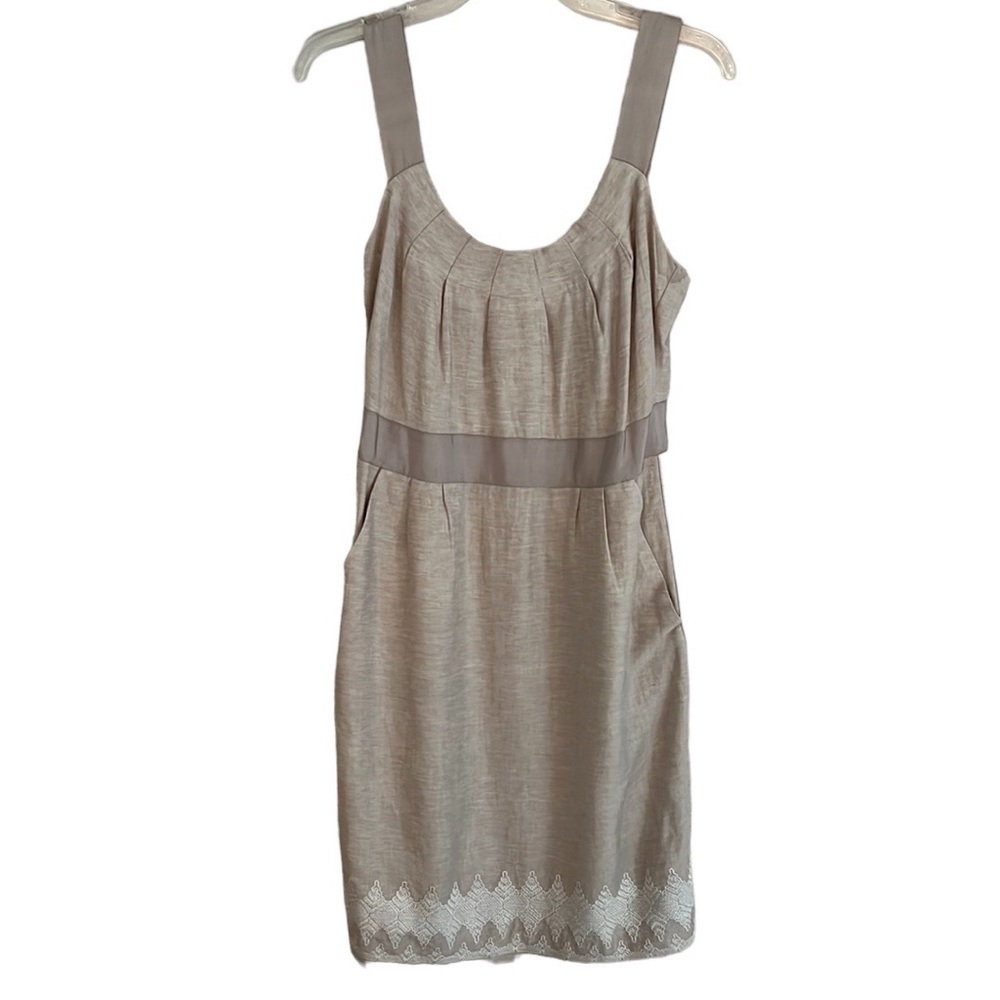 Banana Republic Linen Blend Embroidered Dress. Tan. EUC. Sz 4